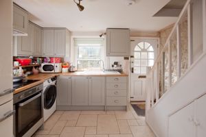Kitchen- click for photo gallery